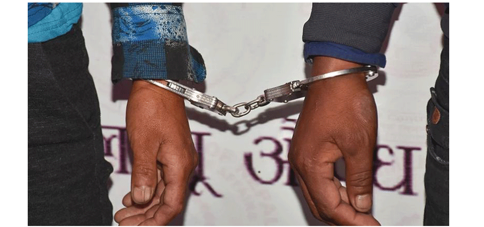 कैलालीमा अवैध लागुऔषध सहित २ जना पक्राउ